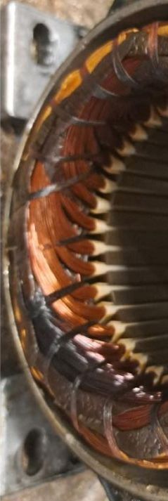  Elektromotor - wann brummt er, z:B. hier im Bild eine einzige Statorwicklung verbrannt
